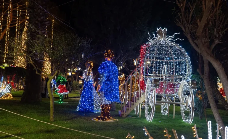 Luminarie e mercatini: al via il Natale a Bacoli