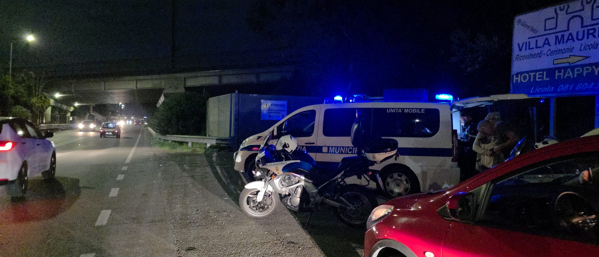 POZZUOLI/ Vigili si fingono clienti e incastrano tassista abusivo