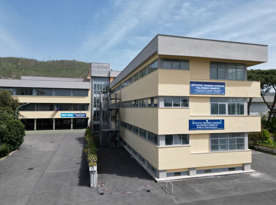 L’Istituto “Pareto” di Pozzuoli vince il bando del MIC “CinemaScuola LAB”