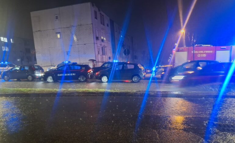 Tragedia a Pozzuoli: anziana morta carbonizzata in casa, grave il marito