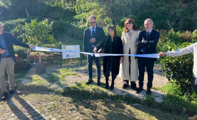 BACOLI/ Comune e Italgas inaugurano un nuovo spazio verde a Villa Ferretti