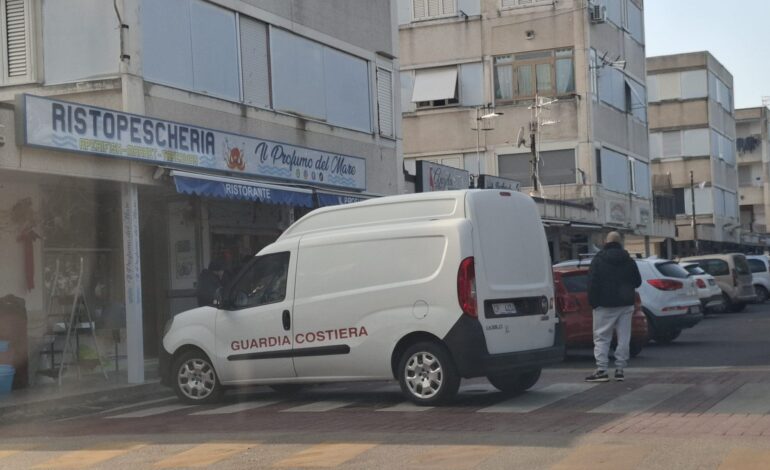 POZZUOLI/ Natale sicuro: controlli della Guardia Costiera nelle pescherie di Monterusciello