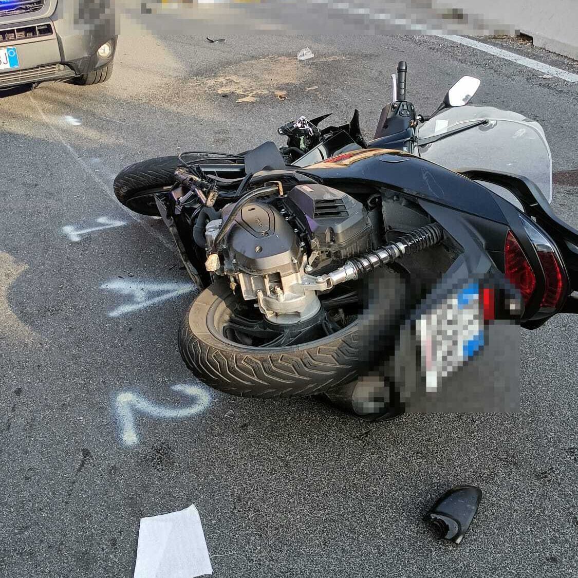 POZZUOLI/ Lo schianto alla rotatoria insieme all’amico: così è morto il povero Vincenzo