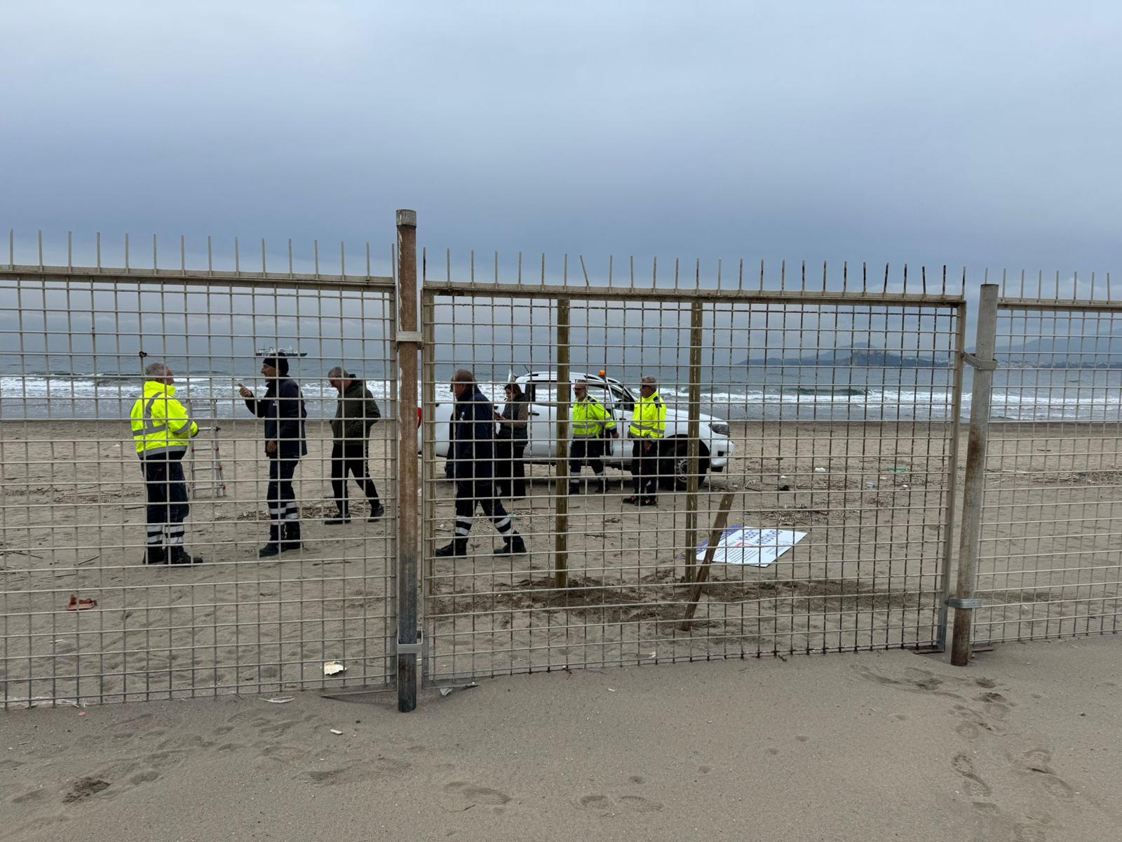Scontro tra il comune di Bacoli e la Marina: la spiaggia rischia di diventare zona militare