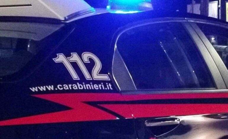 Colpo al supermercato: arrestato rapinatore di 15 anni