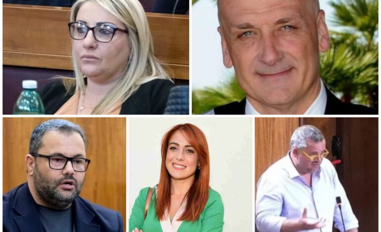 POZZUOLI/ Cinque consiglieri contro Manzoni «Ostaggio dei suoi carnefici. La città soffre, necessaria un’alternativa»