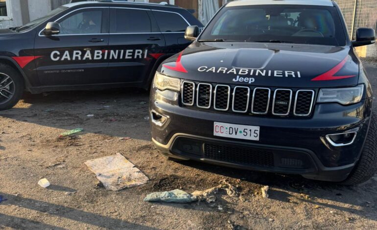 POZZUOLI/ Alto impatto dei carabinieri a Licola: tre denunce per droga e guida senza patente