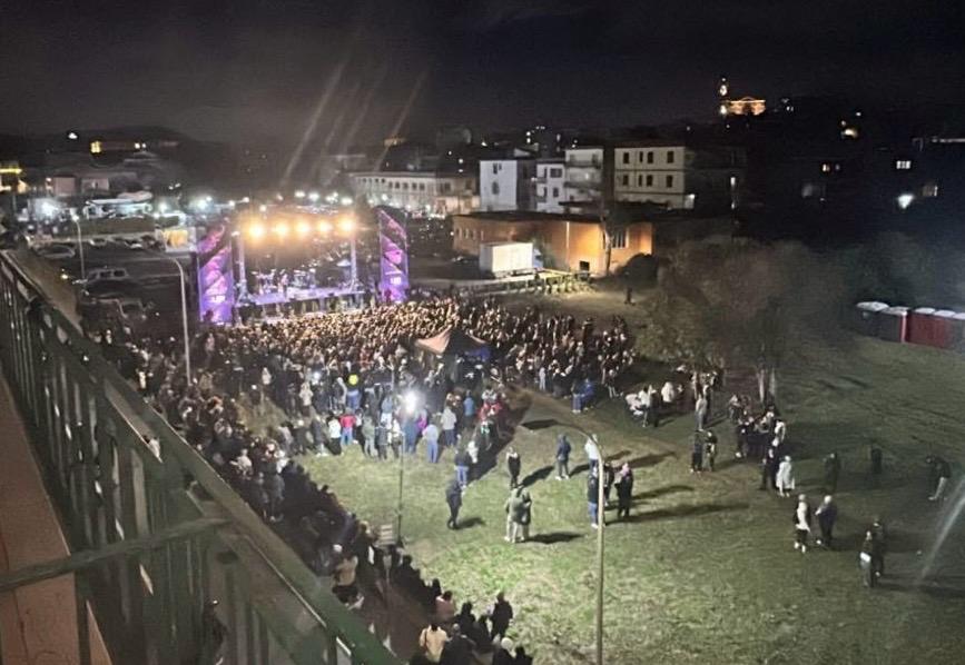 BACOLI/ Mezzo flop il concerto di Gianluca Capozzi