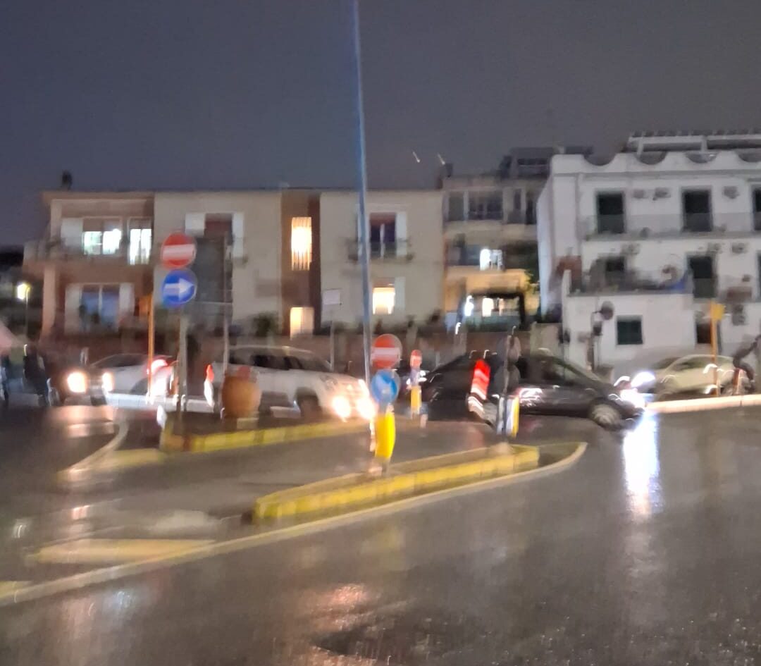 LA DENUNCIA/ Pericoli sul Ponte Copin, appello al sindaco: «Fai qualcosa»