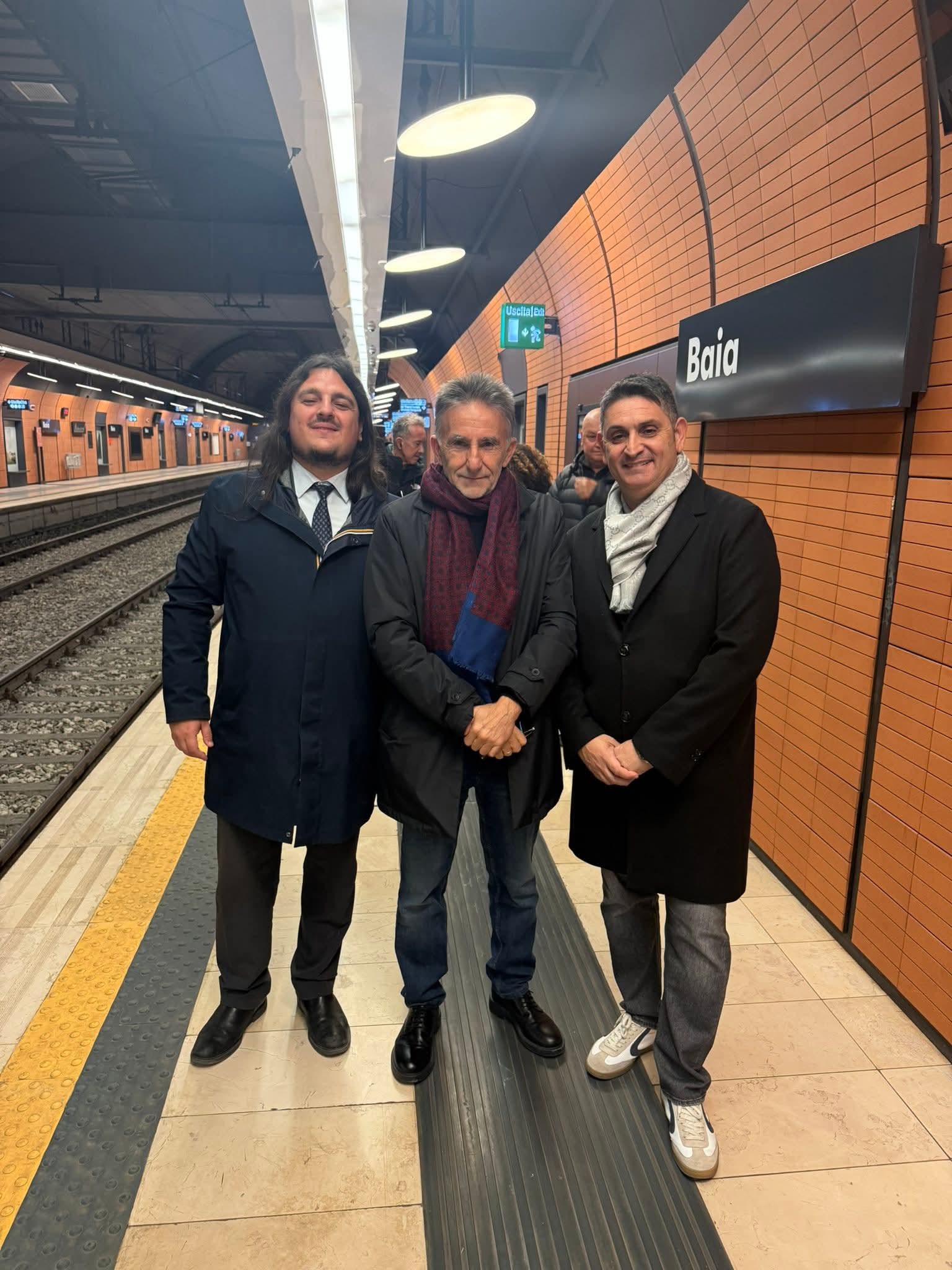 Riapertura l’intera tratta della Cumana: giro in treno con i sindaci di Pozzuoli e Bacoli