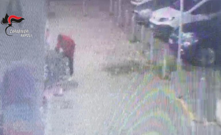 Tenta di rapire bimbo di 5 anni fuori a un supermercato MD: arrestato dai carabinieri