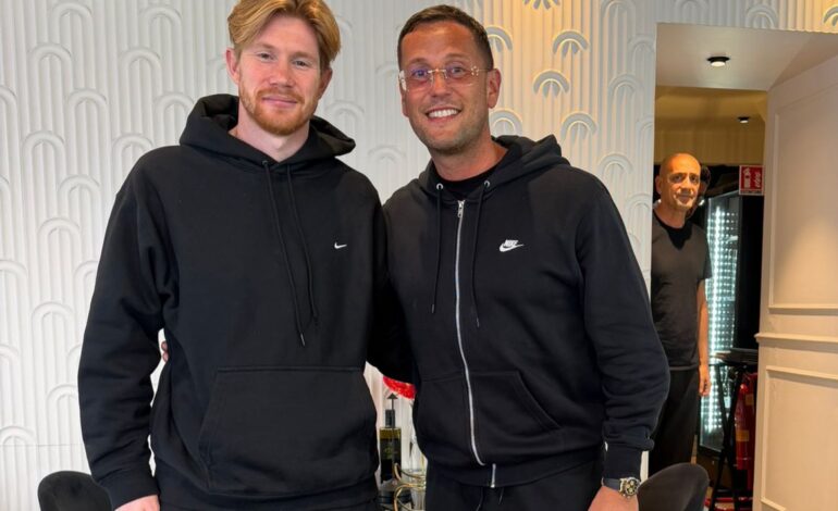 Kevin De Bruyne a Pozzuoli: tappa al White Chill Out Lungomare