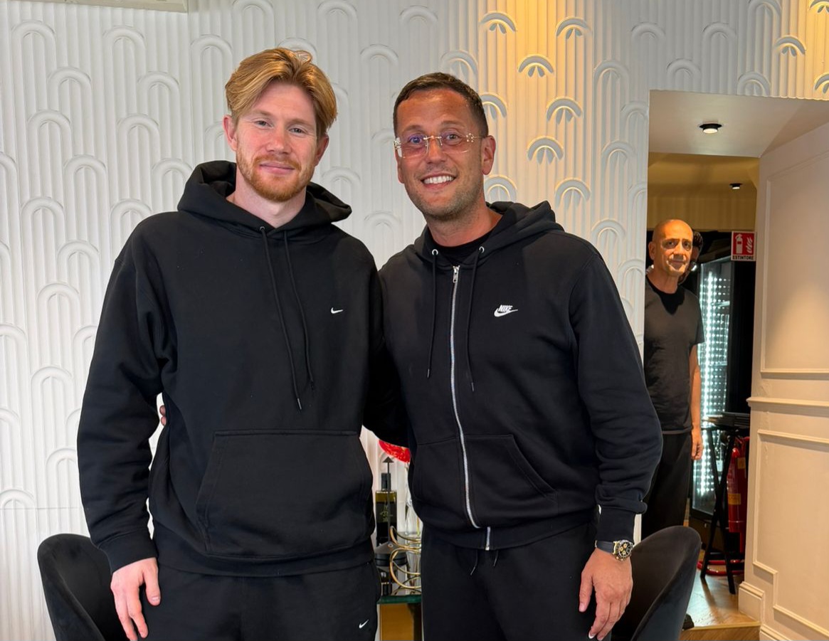 Kevin De Bruyne a Pozzuoli: tappa al White Chill Out Lungomare