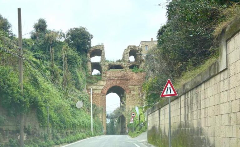 Riaperta la strada di Arco Felice Vecchio, riprendono i collegamenti tra Bacoli e Pozzuoli