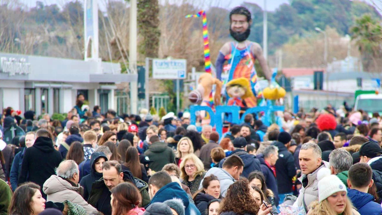Carnevale a Bacoli: quattro giorni di festa tra Cappella, Bacoli, Fusaro e Baia