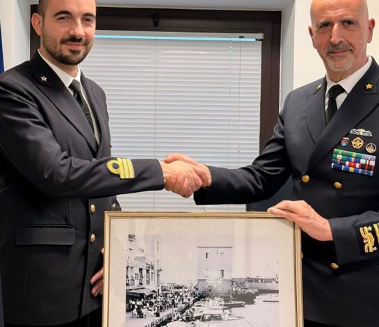 America’s Cup e porto di Pozzuoli: visita dell’Ammiraglio Giuseppe Aulicino