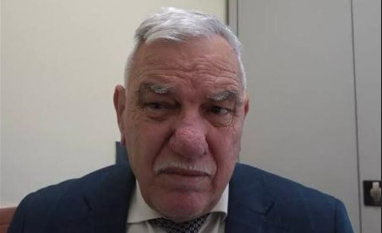 Scempio sul manto erboso dello stadio di Pozzuoli: dov’è l’assessore sempre sul pezzo?