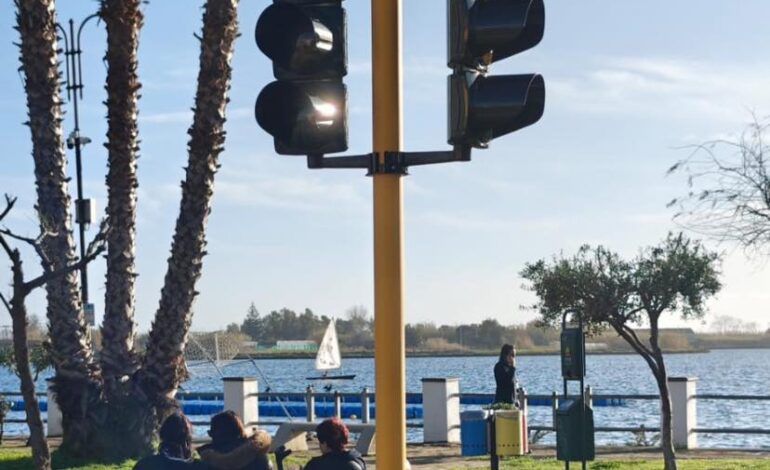 Josi installa quattro semafori speciali a Bacoli «Facciamo solo cose belle»