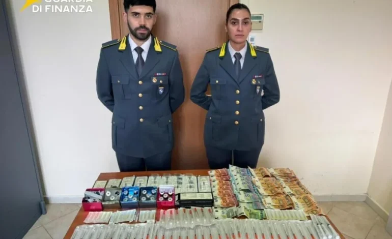 Chirurgia estetica senza autorizzazioni, denunciati 8 falsi medici tik toker