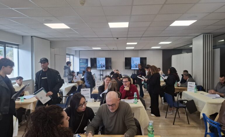 America’s Cup, al Career Day di Pozzuoli 500 colloqui di lavoro in un solo giorno