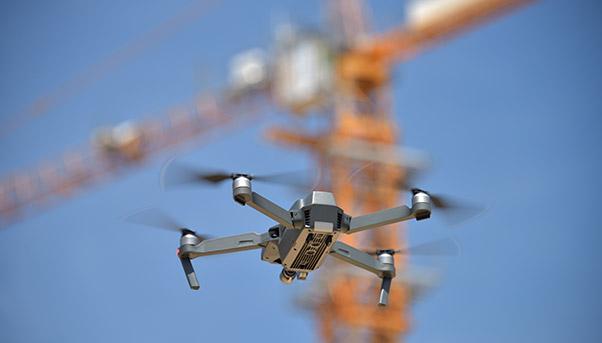 Chiede il pizzo in un cantiere edile a Bacoli ma i carabinieri lo riprendono con un drone: arrestato 31enne