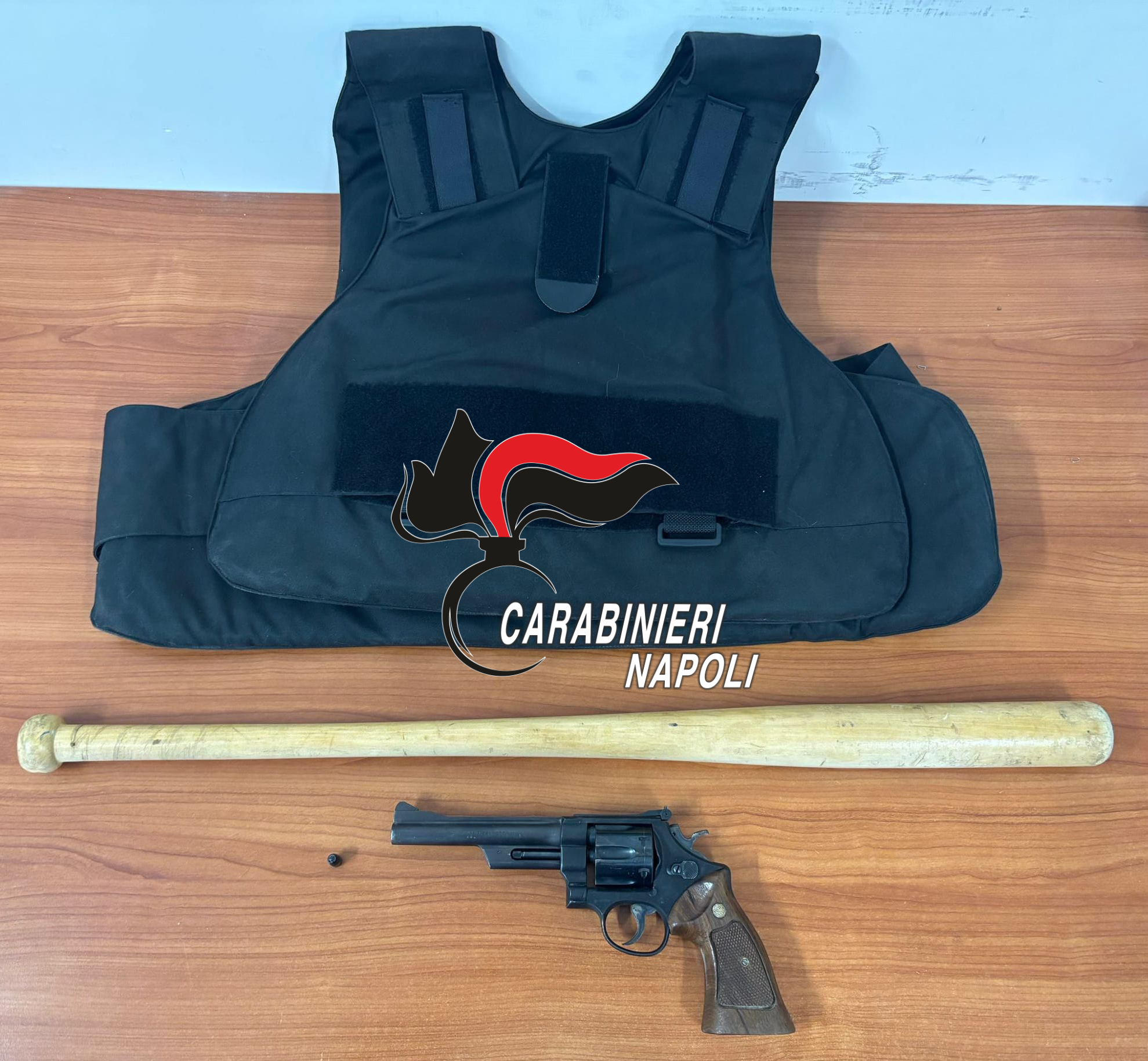 Picchia la sorella con una mazza da baseball: 41enne arrestato dai carabinieri