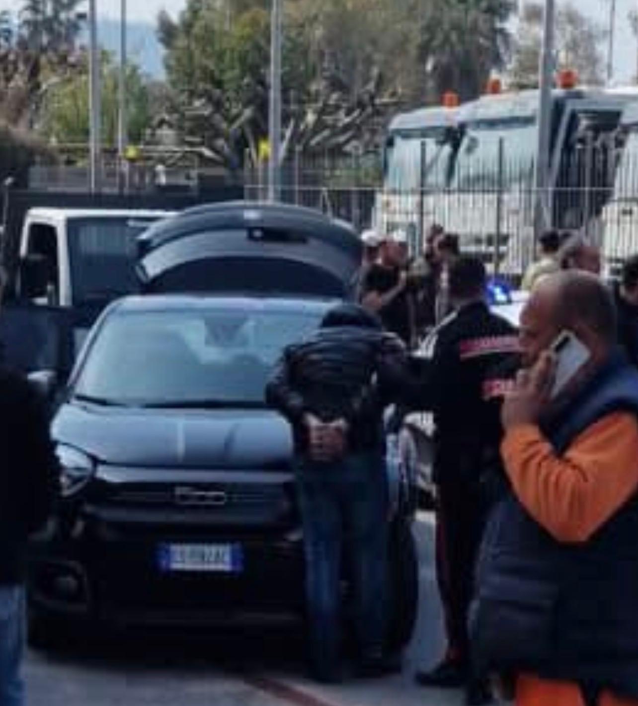 Furto d’auto a Bacoli: ladri presi dei carabinieri – LA FOTO