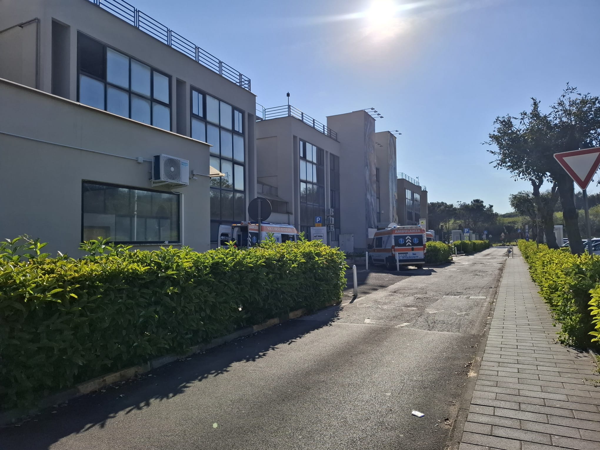 Giovane psichiatra aggredito al pronto soccorso di Pozzuoli, la condanna dei vertici dell’Asl