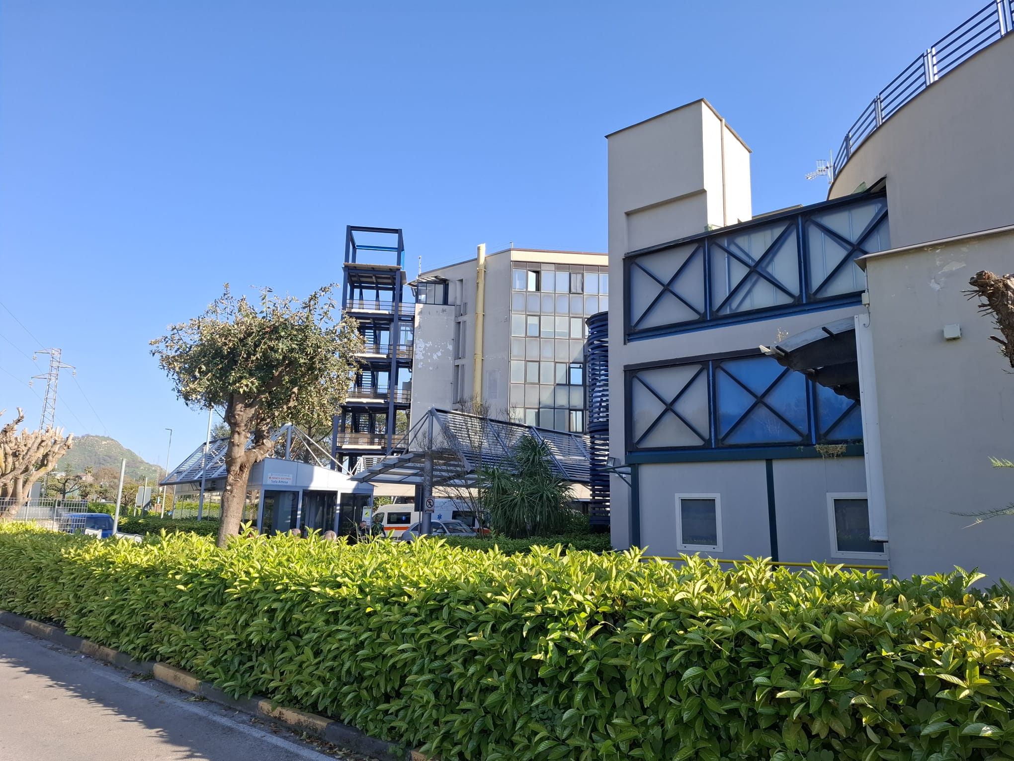 Primato per il reparto di Gastroenterologia di Pozzuoli: riconosciuto tra le 8 scuole di ecografia avanzata in tutta Italia