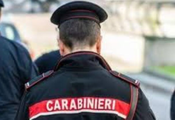 Violenza sessuale su un bambino di tre anni al centro commerciale: arrestato un 47enne