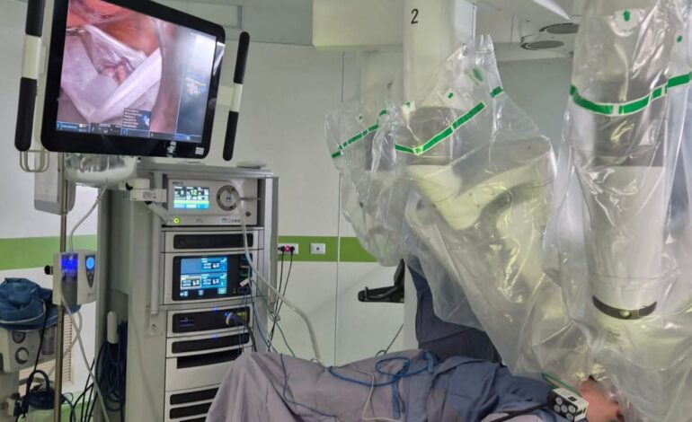 Ginecologia e chirurgia robotica: eseguiti 5 interventi all’ospedale di Pozzuoli