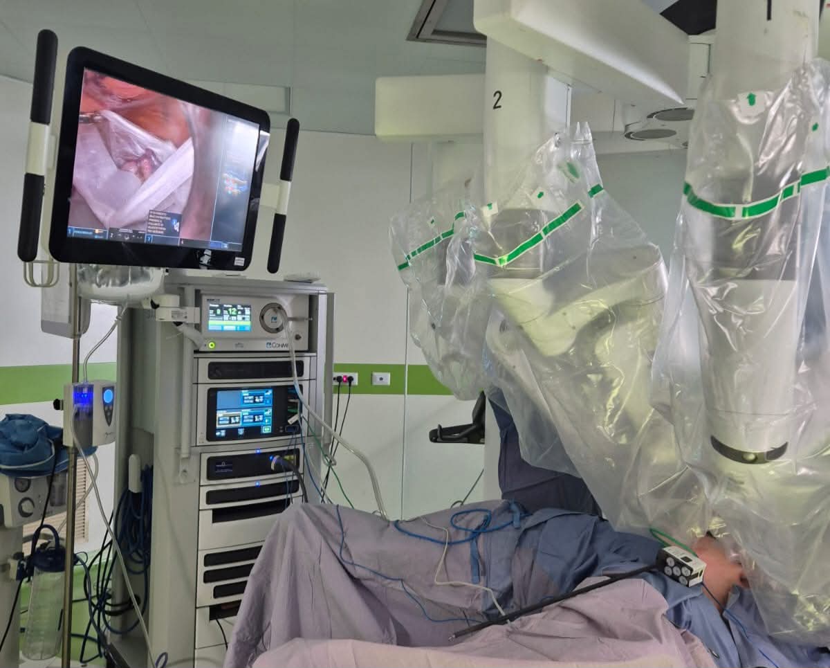 Ginecologia e chirurgia robotica: eseguiti 5 interventi all’ospedale di Pozzuoli