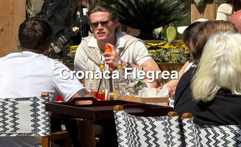 McTominay, Gilmour e Olivera al “Playa Luna” di Varcaturo per una domenica di relax – LE FOTO