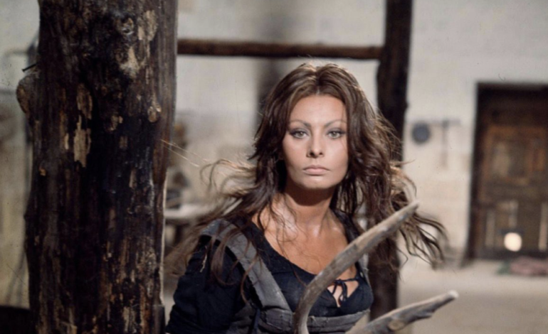 A Pozzuoli, “C’era una volta. Dive e donne del cinema italiano”