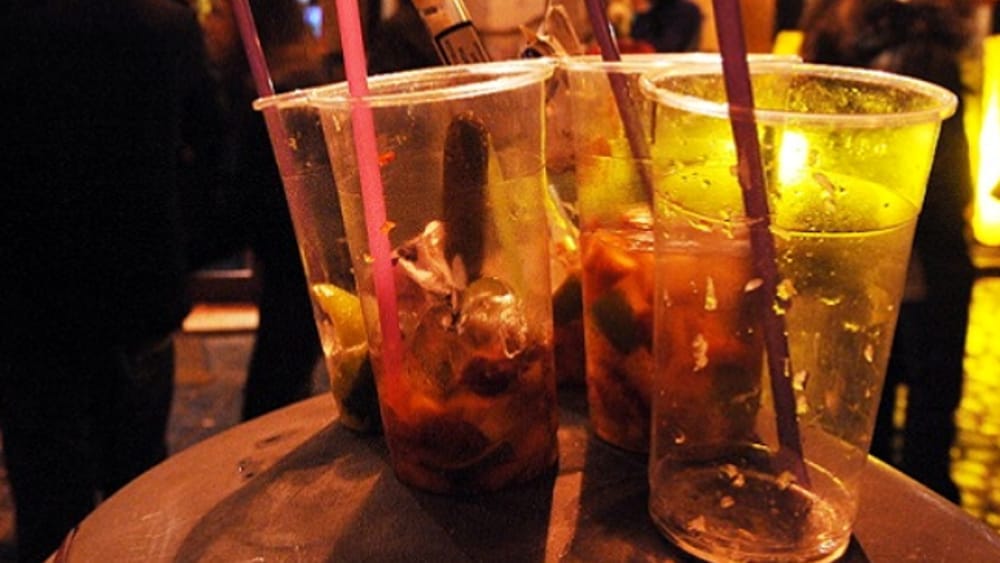 POZZUOLI/ Litiga con la fidanzata e si ubriaca: 17enne finisce all’ospedale