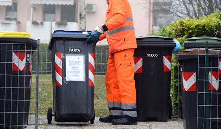 QUARTO/ Proclamato lo stato di agitazione nel cantiere di igiene urbana