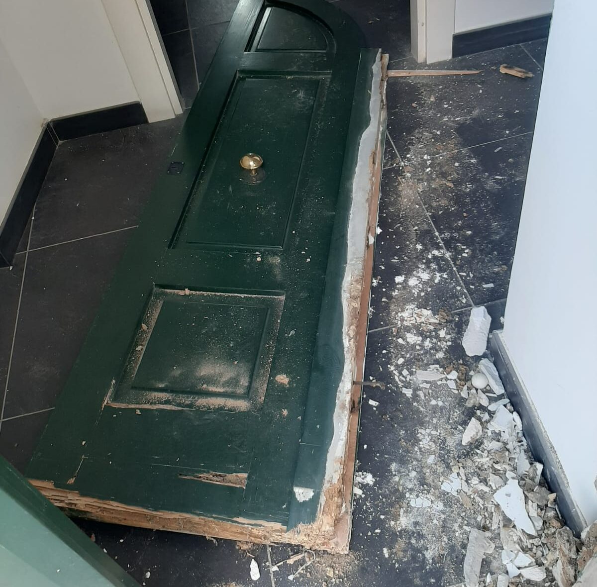 America’s Cup, Rione Terra nel degrado «Simbolo di Pozzuoli deserto e abbandonato» – LE FOTO