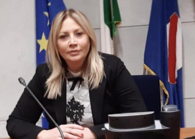 Caso assunzioni al Comune di Monte di Procida: la Rescigno denuncia anomalie nel concorso