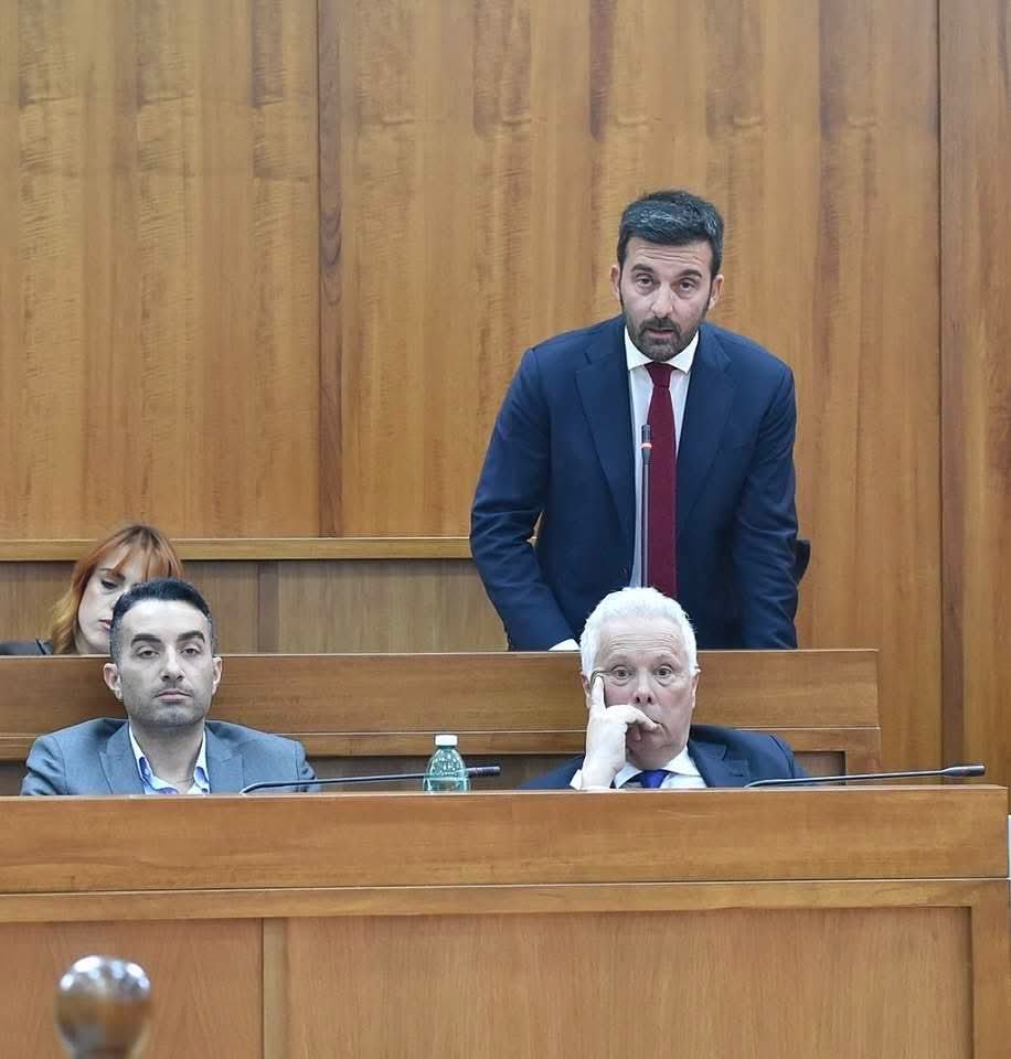 POZZUOLI/ «L’amministrazione Manzoni non vuole aiutare gli operatori ittici»