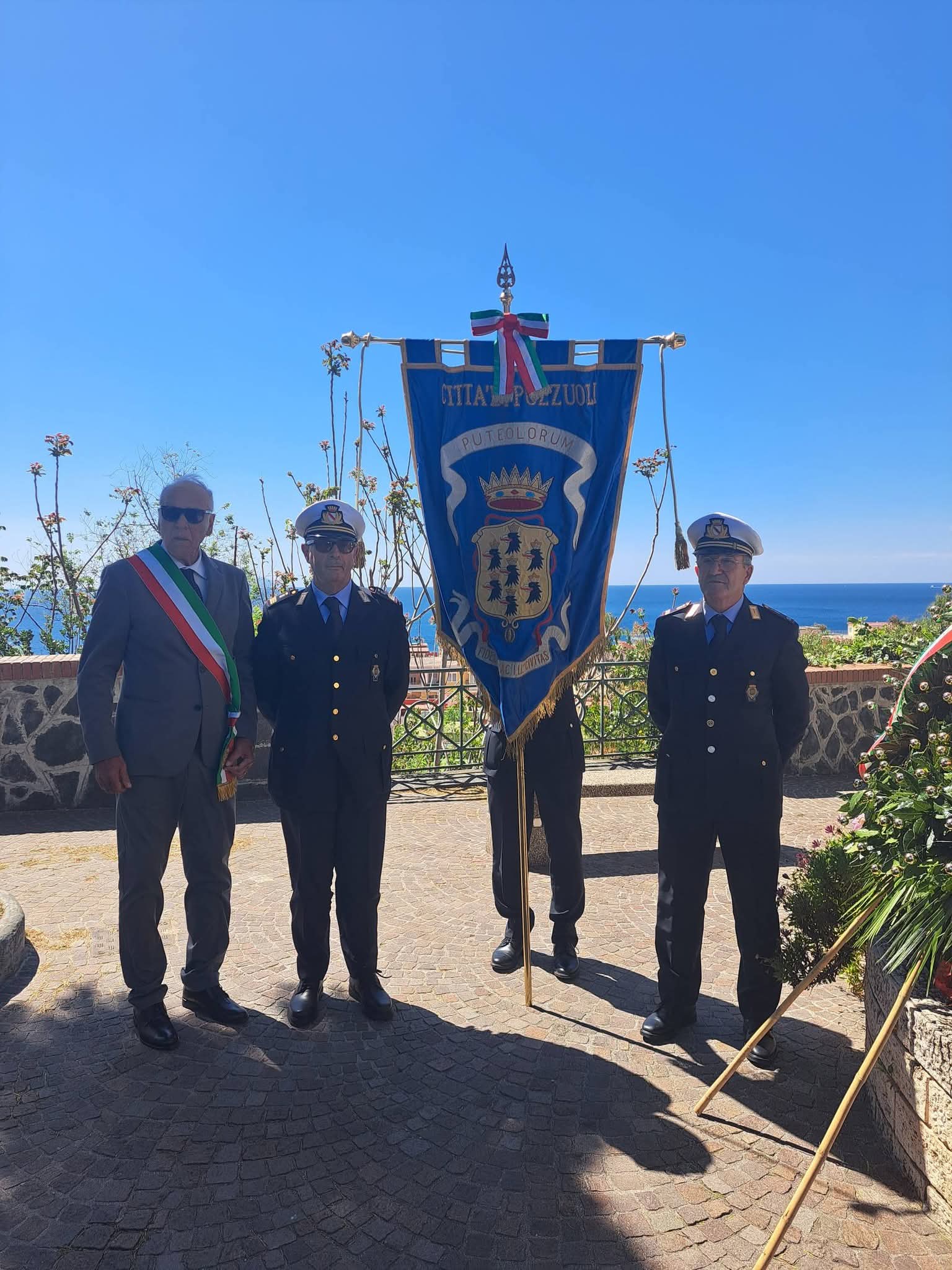 POZZUOLI/ «Manzoni assente anche il 1 maggio»