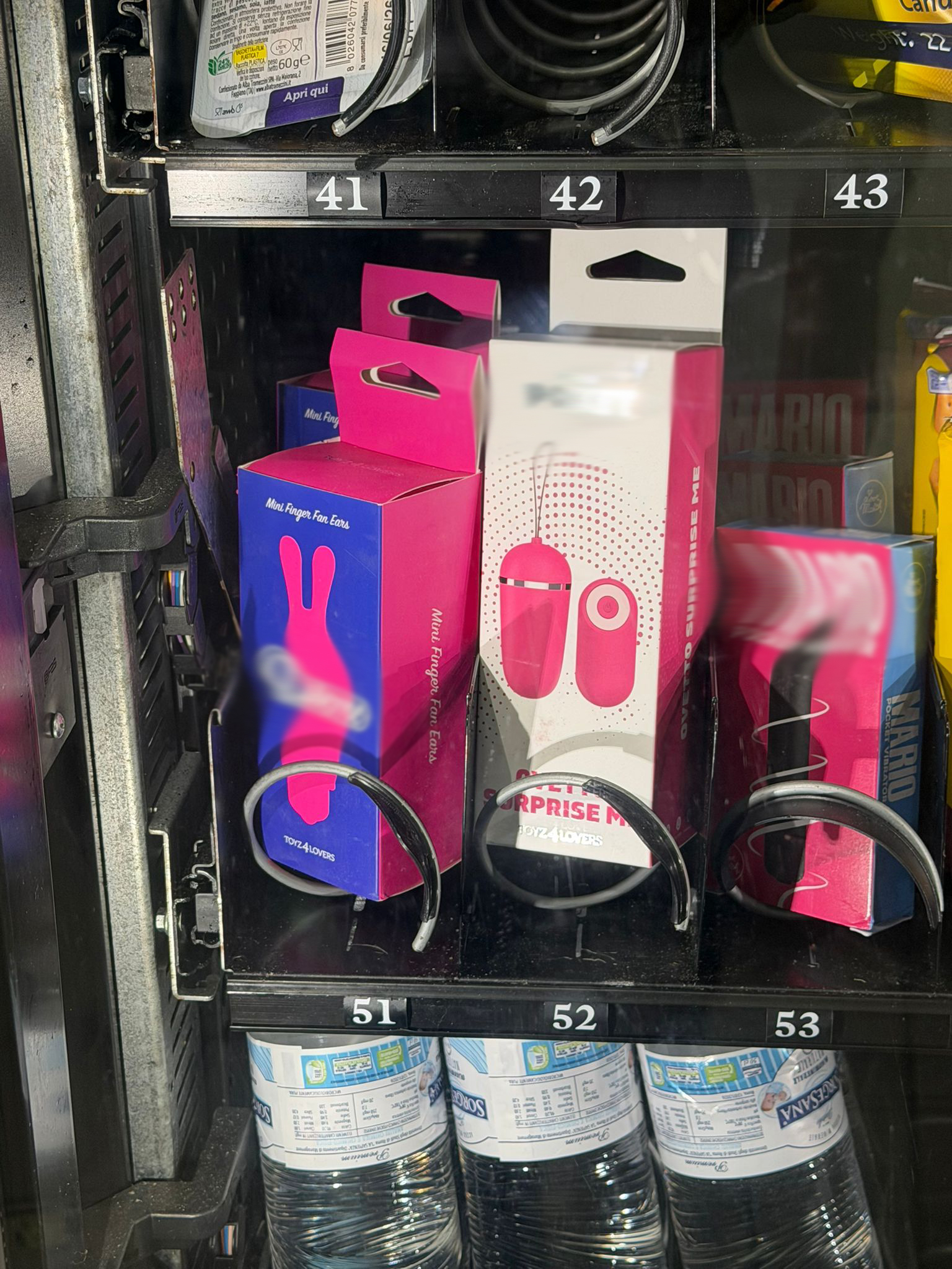 Nel cuore di Pozzuoli snack e vibratori tutto H24