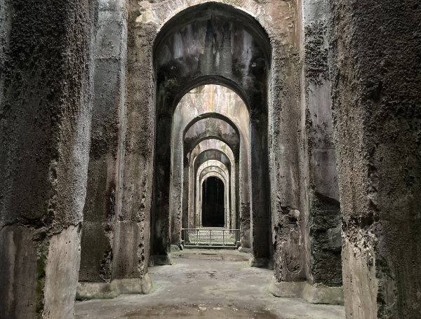 BACOLI/ Cinquanta turisti lasciati fuori dalla Piscina Mirabilis