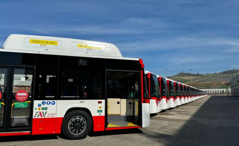 Trasporti, caos EAV: salta il tavolo con i sindacati “Sistema al collasso, pronti allo sciopero”