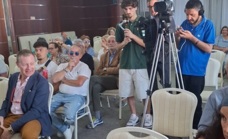 POZZUOLI/ Flop all’evento sul bradisismo organizzato da Europa Verde – LE FOTO
