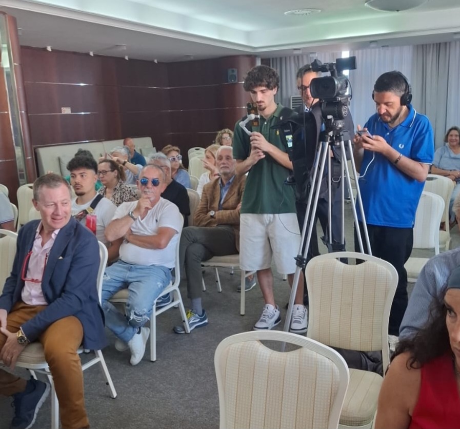 POZZUOLI/ Flop all’evento sul bradisismo organizzato da Europa Verde – LE FOTO