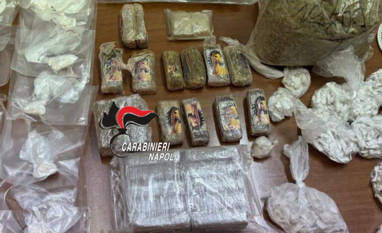 La rotta della droga da Marano a Pozzuoli e Quarto: trovati 5 kg di hashish e cocaina
