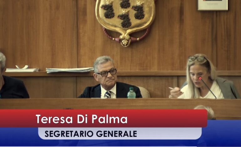 POZZUOLI/ Mancano 3 consiglieri del PD: Manzoni senza maggioranza, salta il consiglio comunale