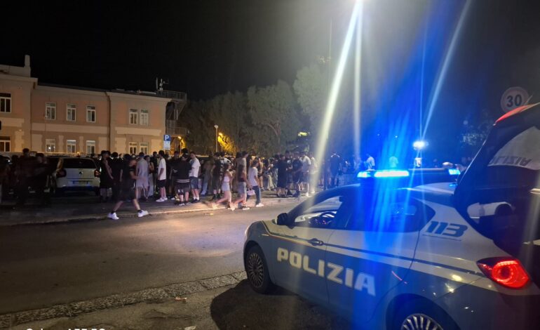 POZZUOLI/ Controlli della Polizia ad Arco Felice: fermati 36 minori