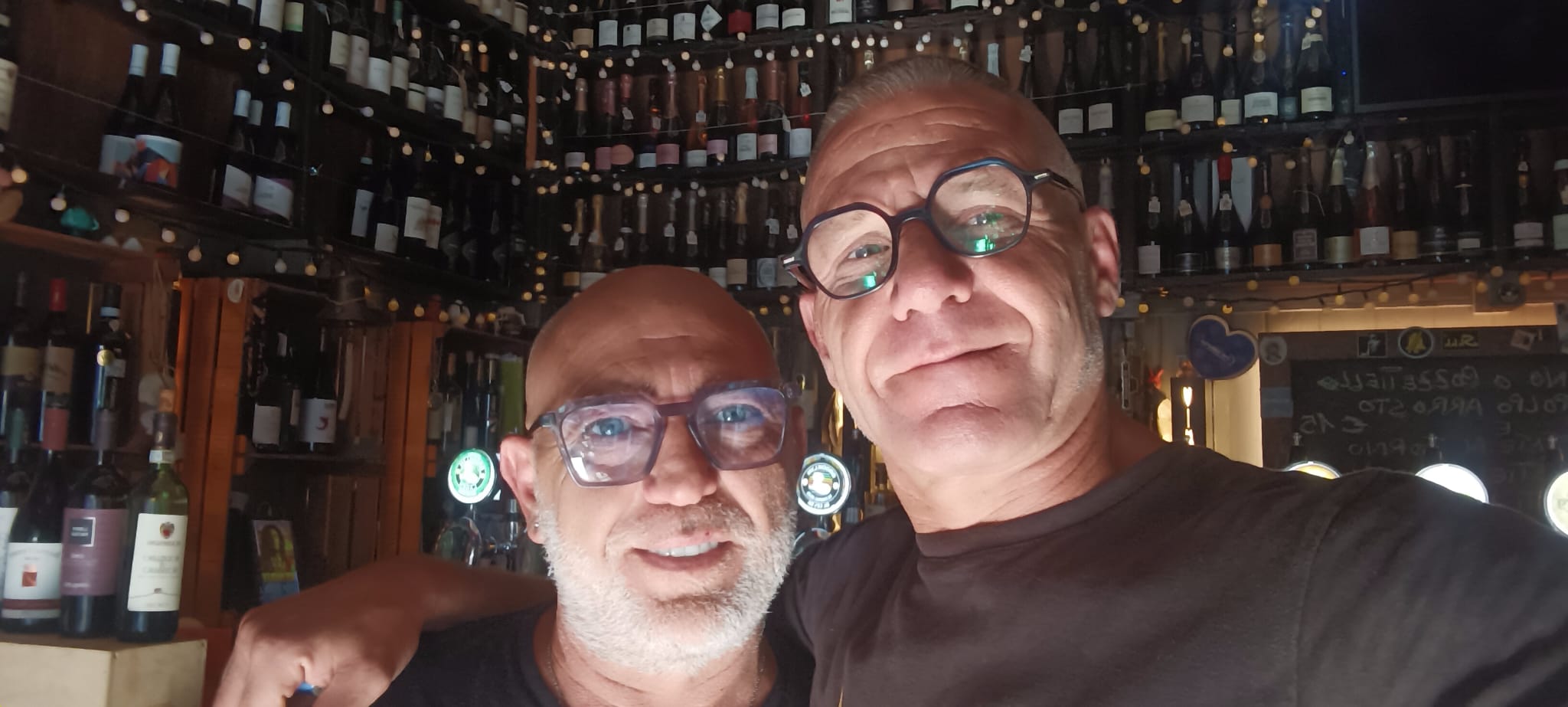 «I soliti Totori» a Bagnoli serata Winefood tra vino e taralli