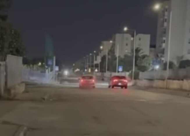 POZZUOLI/ Corse tra auto nella notte: Monterusciello diventa una pista da gara – IL VIDEO